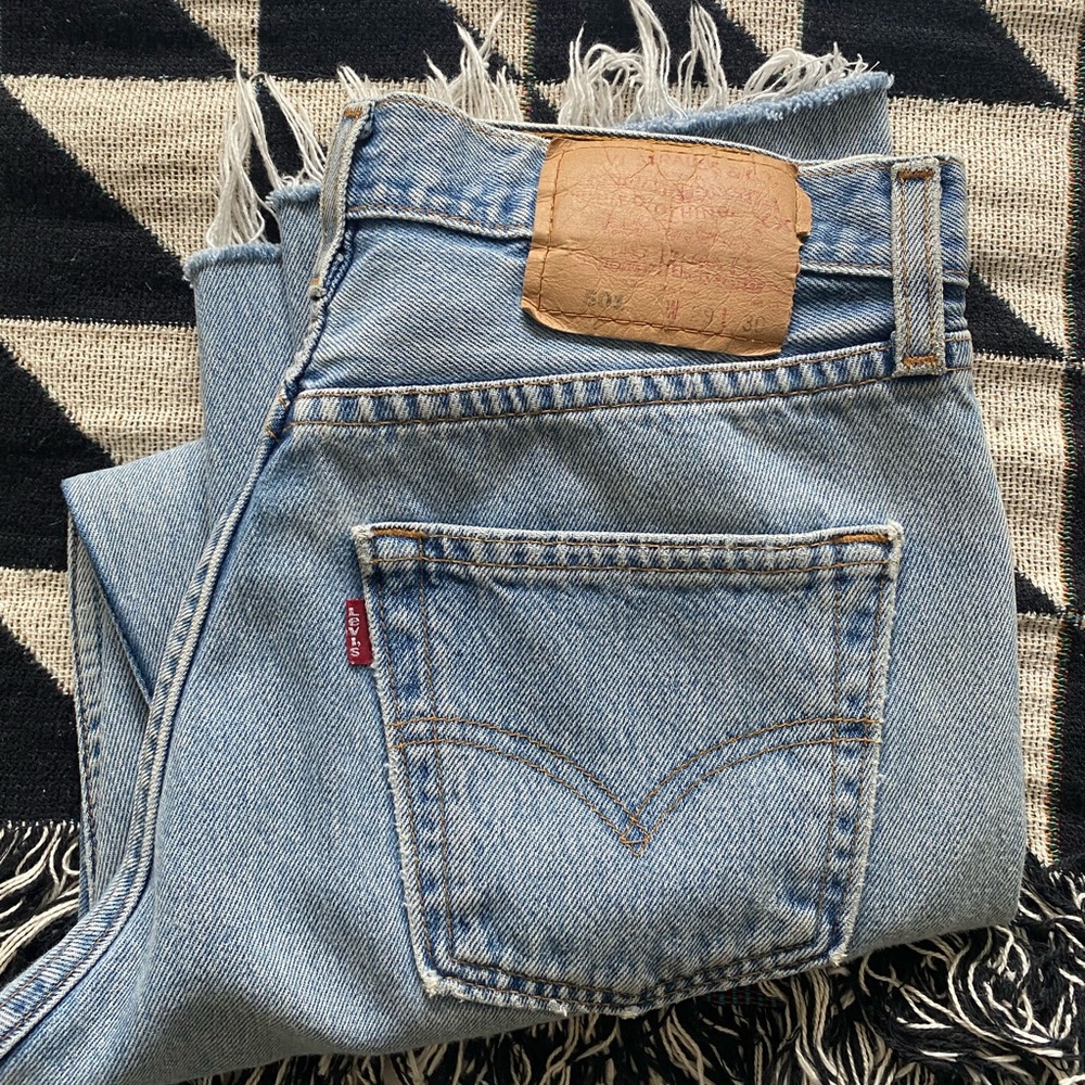 Vintage 501 jeans 29x31 (size 26)